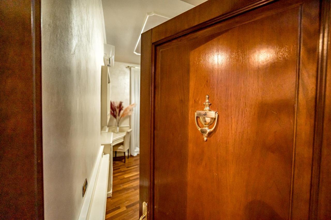 Downtown Luxury B&B - Termini Train Station Rome Exterior photo